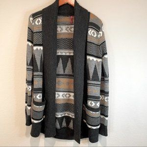 5/48 Aztec Print Gray & Black Open Front Cardigan